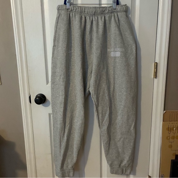 Nike Duke Women's Gray Track Pants Sz XL - Picture 1 of 7